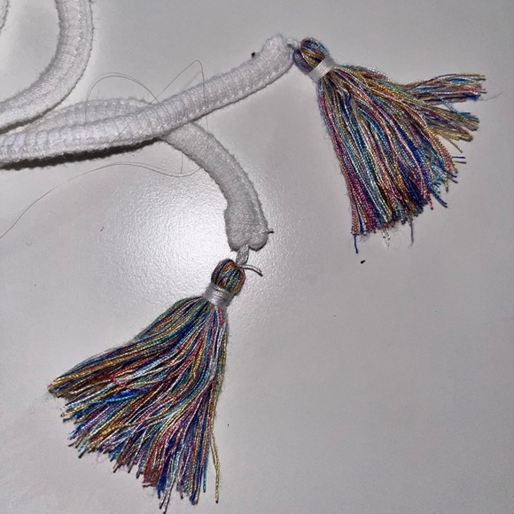 BCBG Multicolored Tassel Side-Drawstring Cropped Tank Top White - Picture 5 of 9